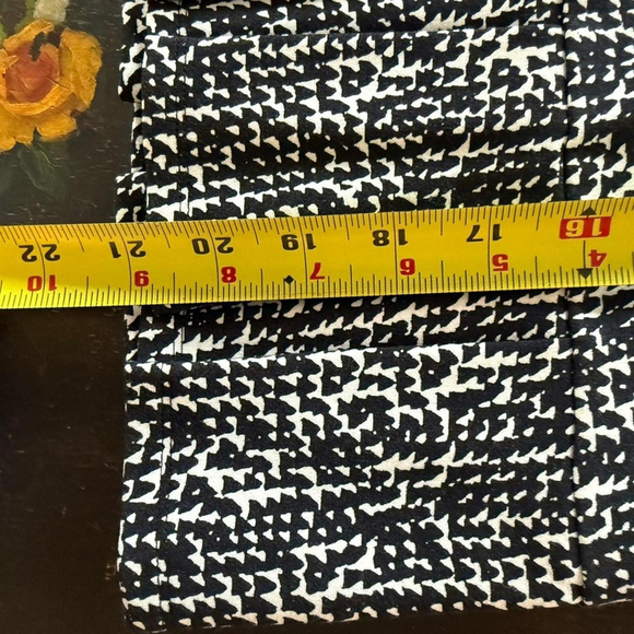 Ann Taylor Pencil Skirt (2) - Picture 8 of 8